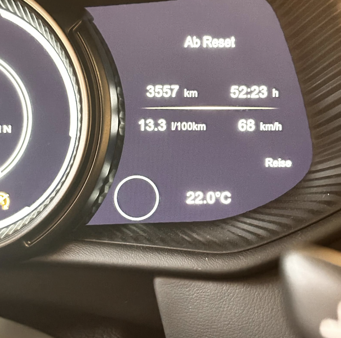 Aston Martin DB11 V12