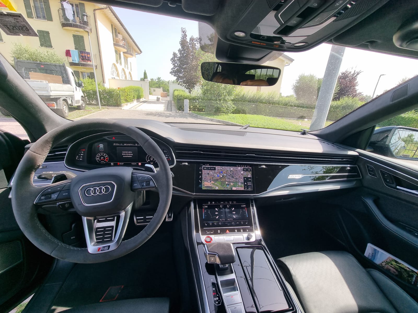 AUDI RS Q8 FULL OPTIONAL