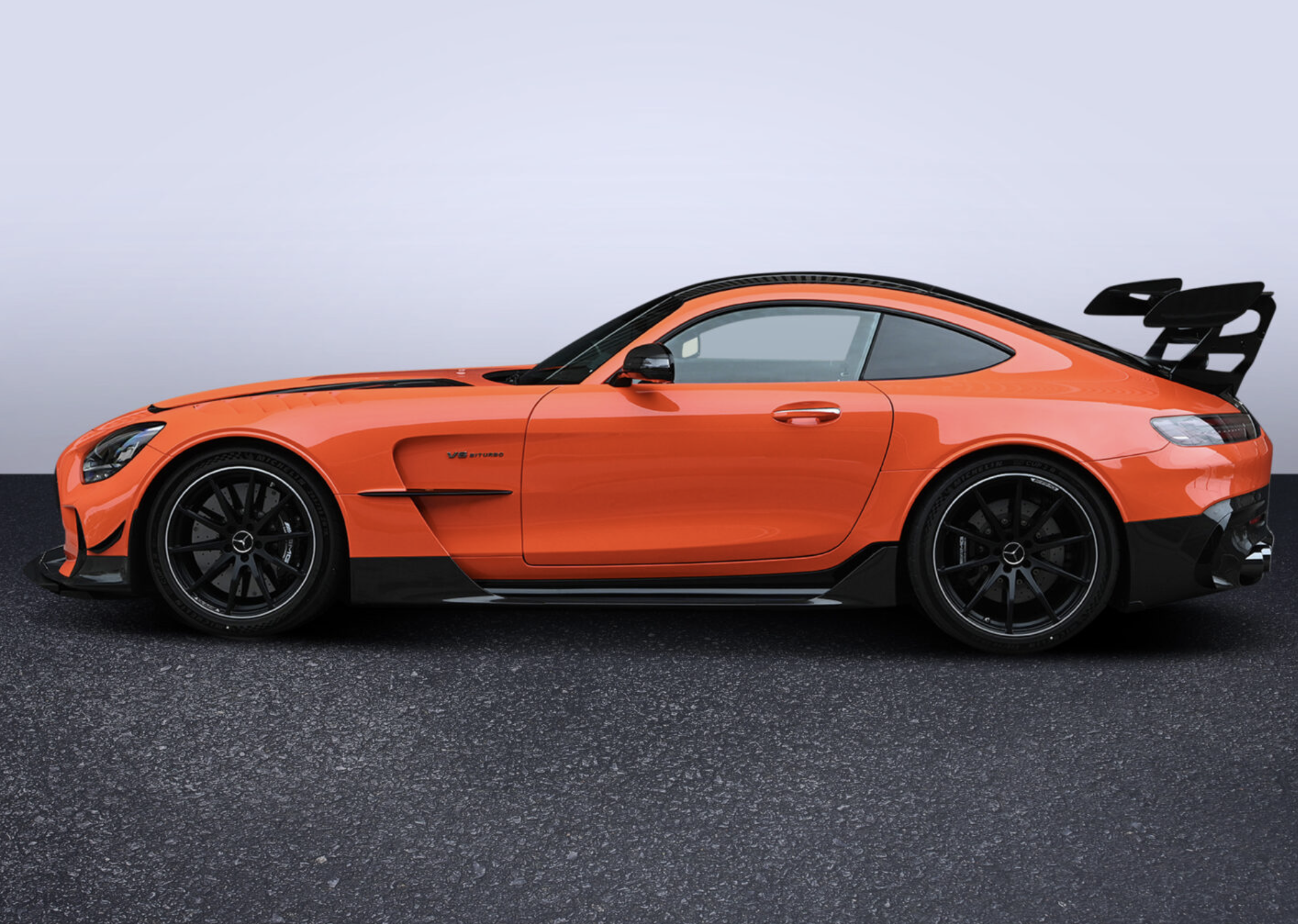 Mercedes-Benz AMG GT Black Series LED