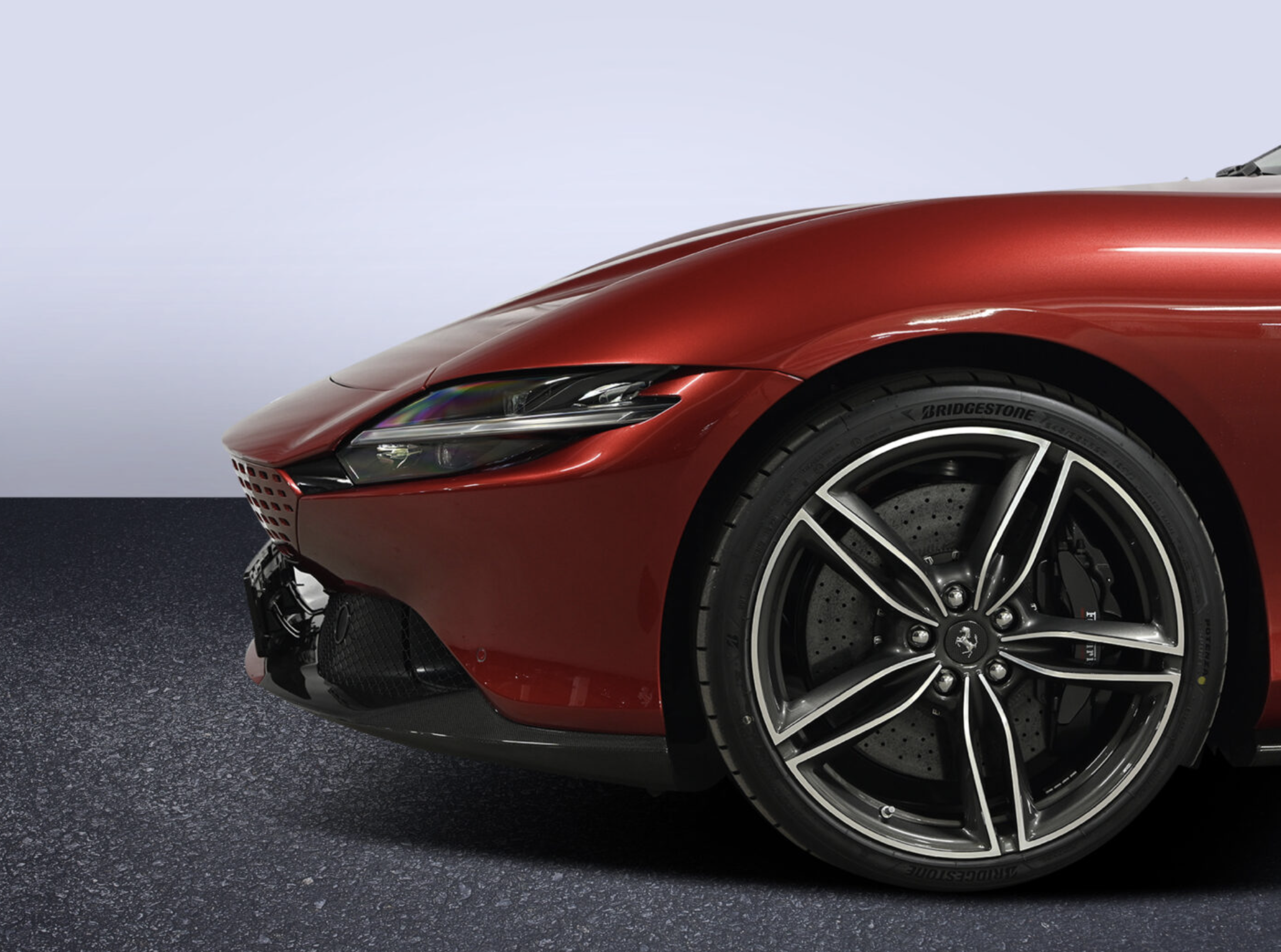 Ferrari Roma Rosso Fiorano CarbonPaket