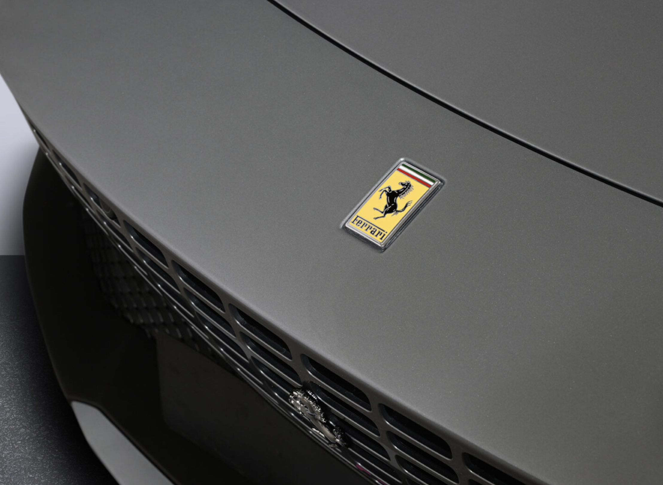 Ferrari Roma Grigio Titanio
