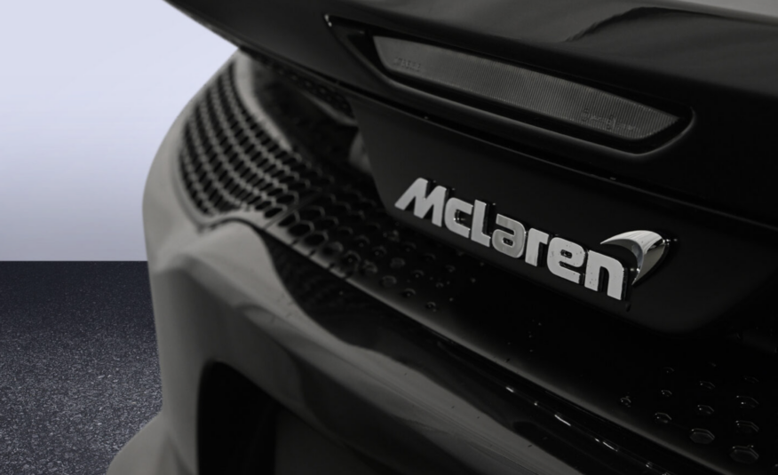 McLaren GT Ceramic Panorama