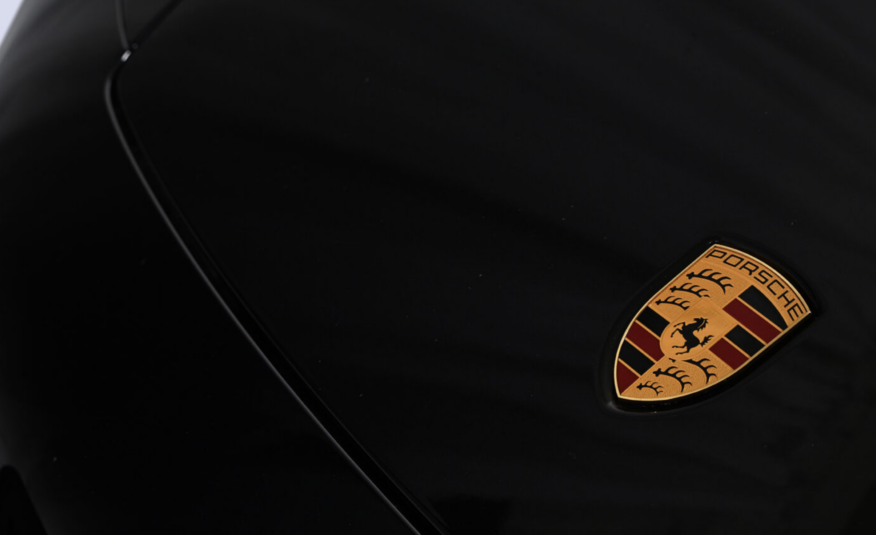 Porsche 992 GTS LIFT MATRIX Panorama
