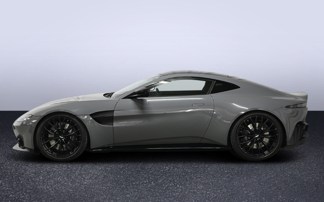 Aston Martin V8 Vantage Carbon