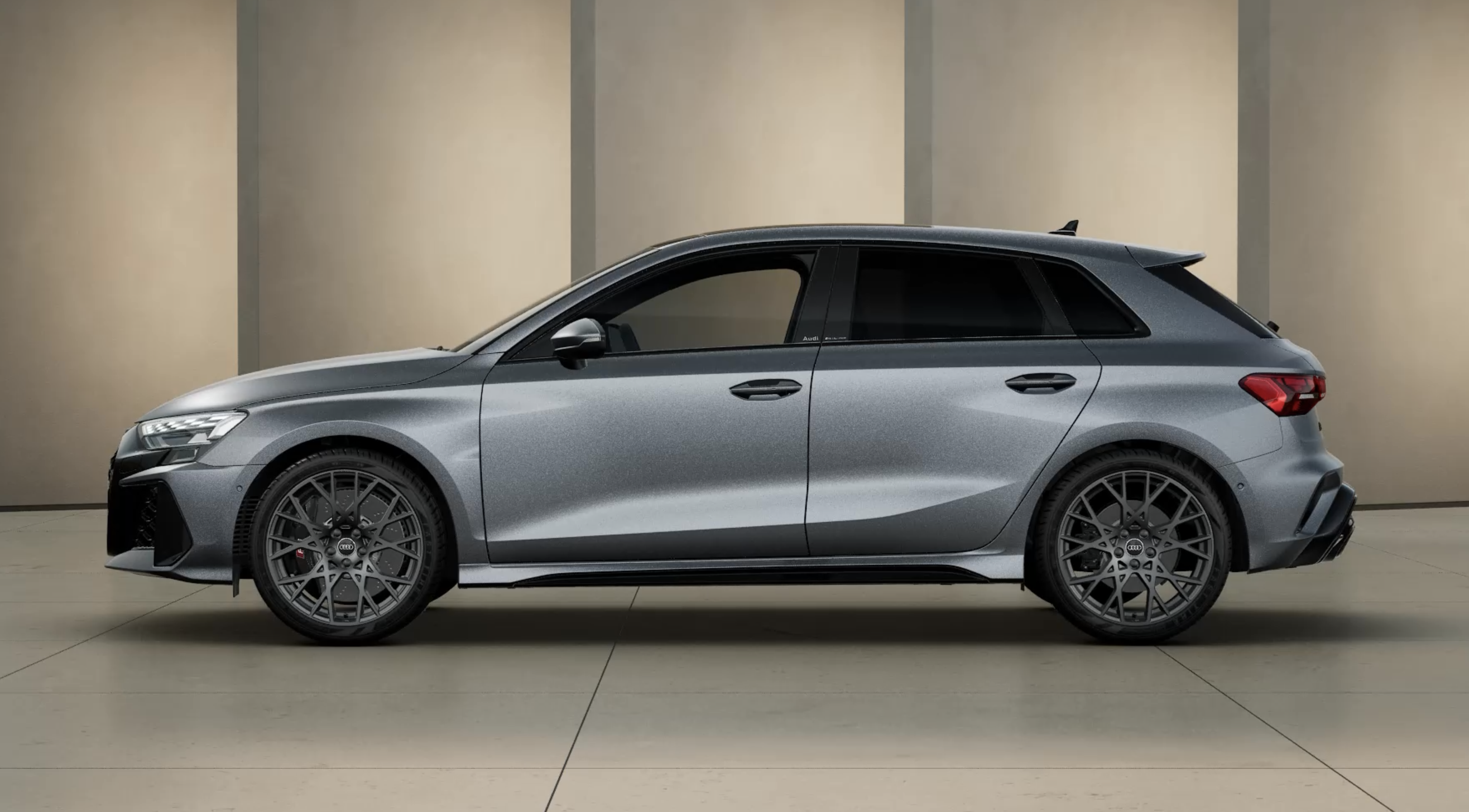 NEW Audi RS 3 Sportback