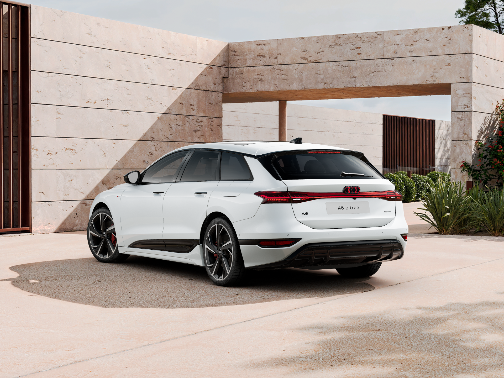 Audi A6 Avant E-Tron quattro