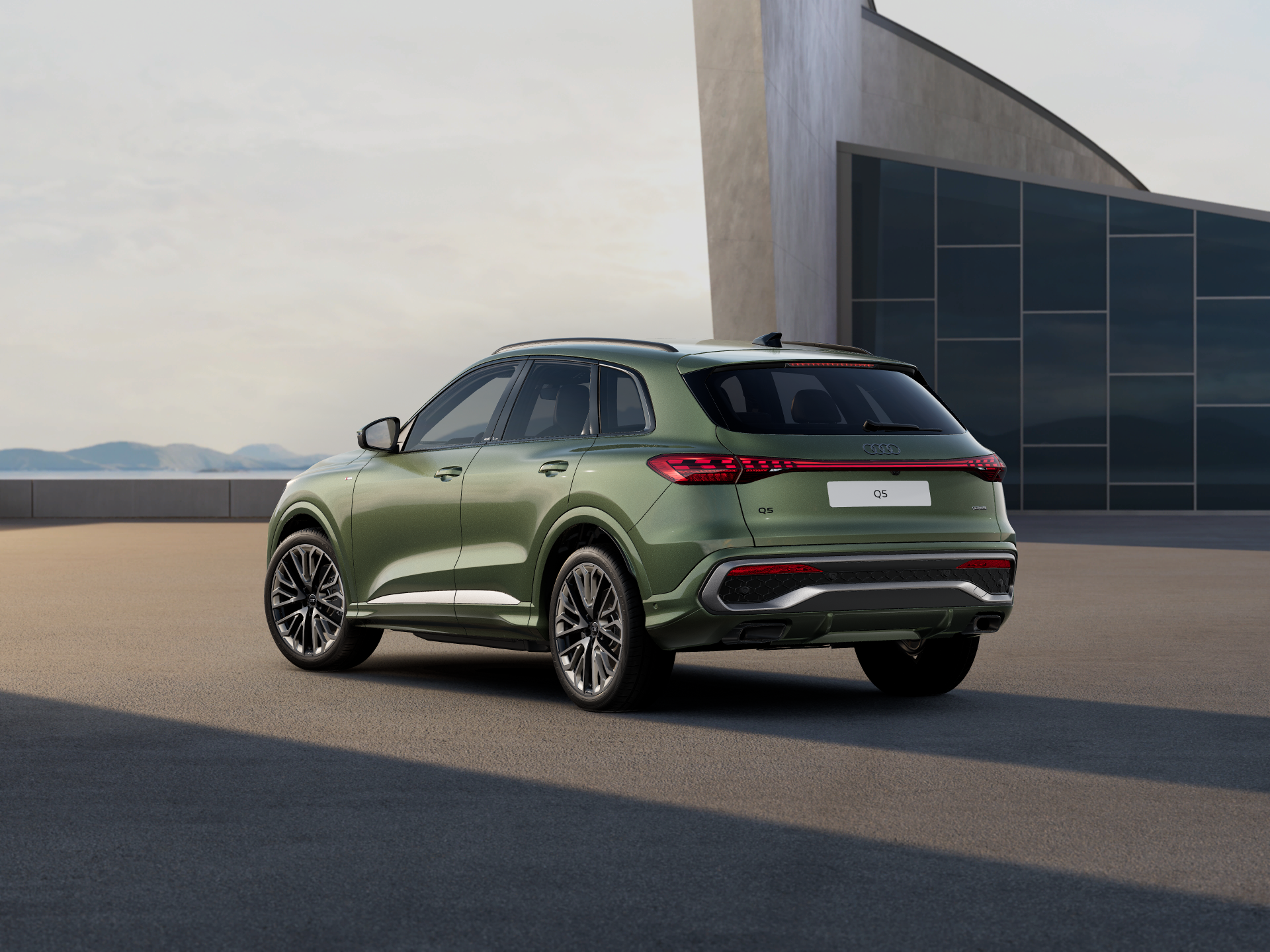 Audi Q5 SUV TFSI quattro 150 KW