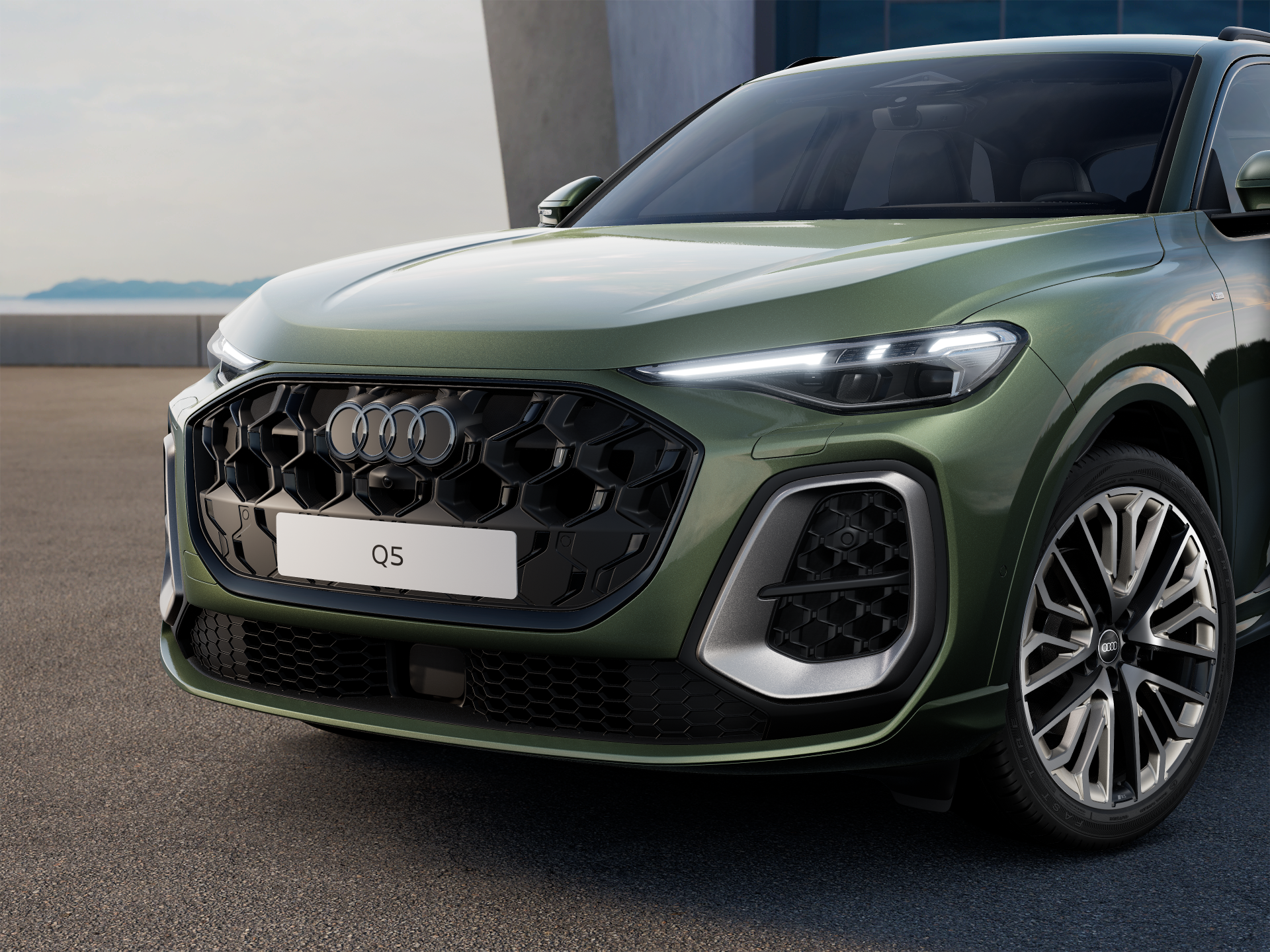 Audi Q5 SUV TFSI quattro 150 KW